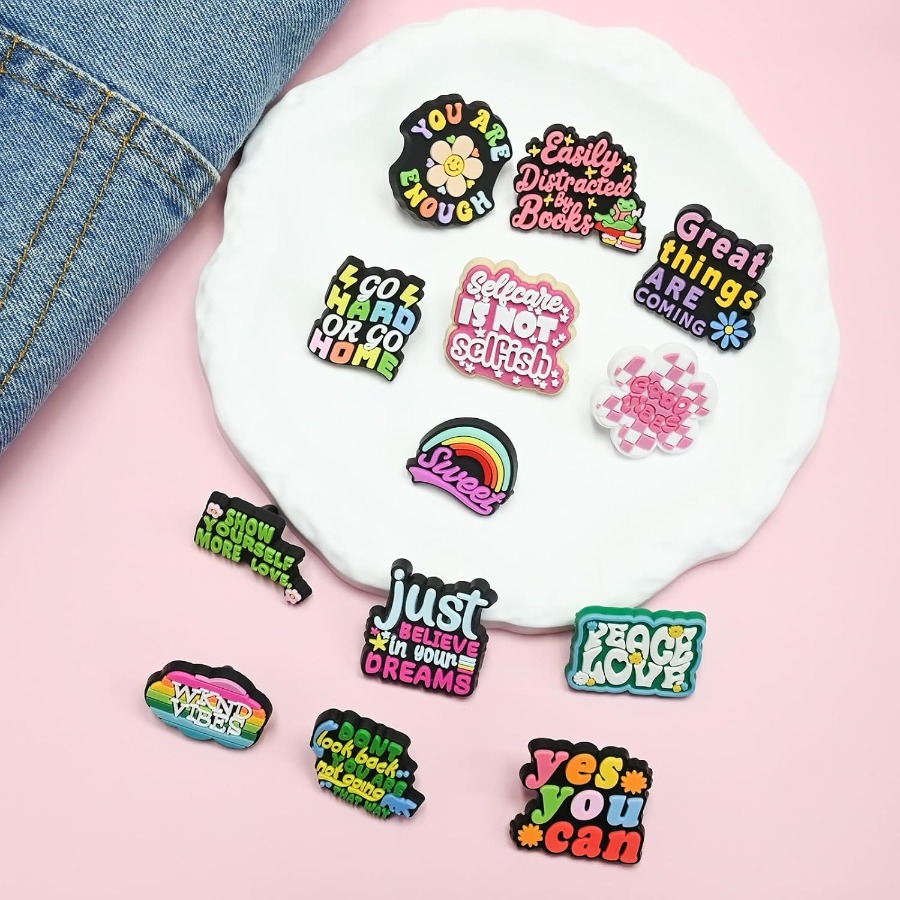 Cute Backpacks Pins Bulk 1050  - đánh giá và giá Pin Button Badge